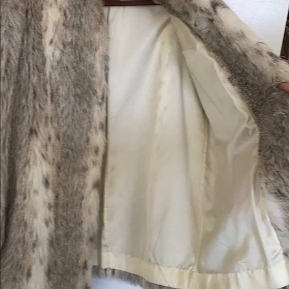 Vintage Faux Fur Oversized Jacket - Picture 5 of 8